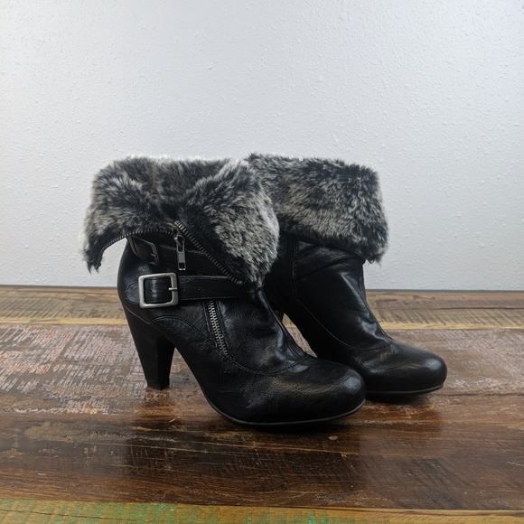 black heel with fur